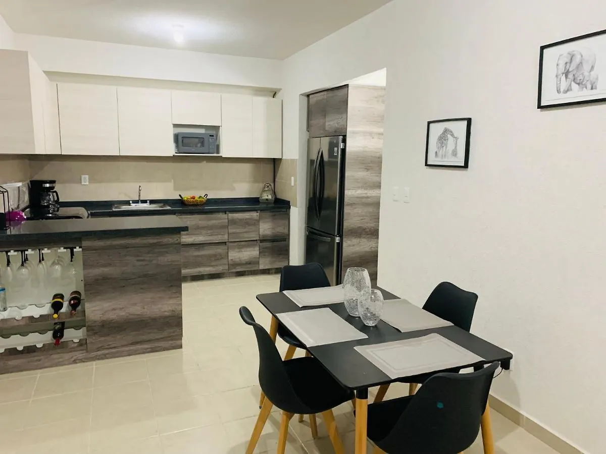 Franks House Luxury Apartment 